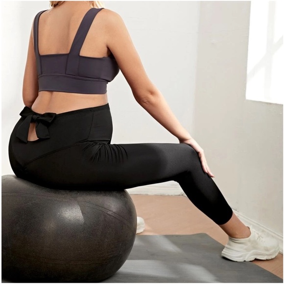 Maternity Cut out Bow Yoga Workout Lounge Leggings - Picture 4 of 4